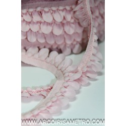 WAVY RUFFLE - WITH POMPONS - BABY PINK