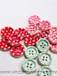Dotted wooden buttons - 15mm
