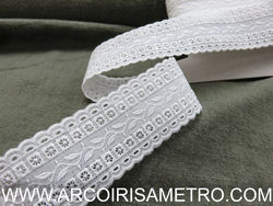 Embroidered lace - squares