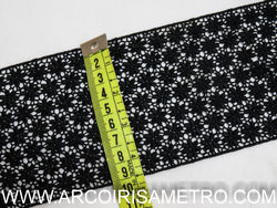 Guipur lace with flowers - Black