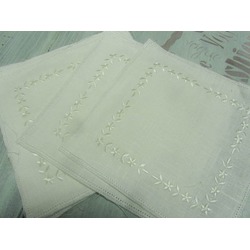20 CM LINEN SQUARES - LITTLE FLOWERS