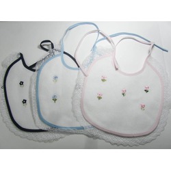EMBROIDERED FLOWERS -   BIB