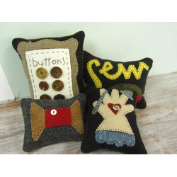 WOOL PIN CUSHIONS PATTERN