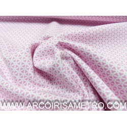 VAIELA WITH TINY HEXAGONS