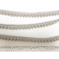 POMPONS NADEL - CINZENTO