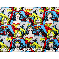 CAMELOT - BATWOMAN, SUPERWOMAN AND WONDER WOMAN