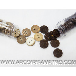 COCONUT BUTTONS 18MM