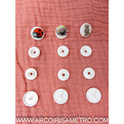 SET OF 5 KAM PRESS ON SNAPS - STAMPED