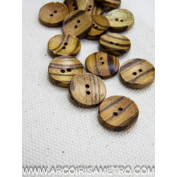 WOODEN BUTTONS 15MM
