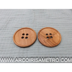 WOODEN BUTTON WITH 4 HOLES - 5CM