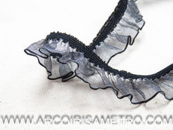 Elástico com folho de organza