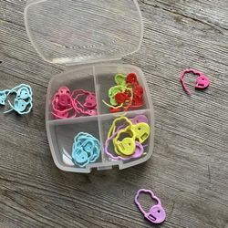Clover - Stitch markers box