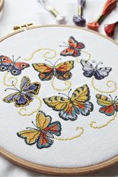 DMC - Cross Stitch book Nº 01