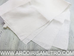 Quadrado / Toalha de linho ajourado 