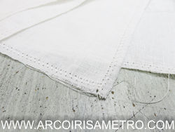 Quadrado / Toalha de linho ajourado 