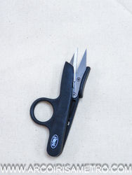 Black thread snip