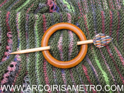 Pregadeira de madeira 