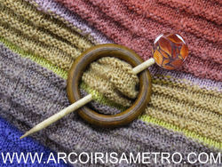 Pregadeira de madeira 