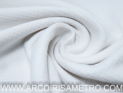 Textured diamond jersey - white