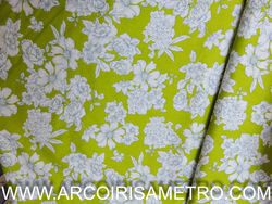 FLORAL FUNDO VERDE LIMA