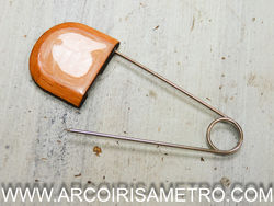 SHAWL / SCARF PIN -BEIGE