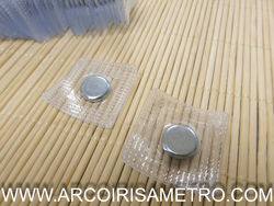 VYNIL COVERED MAGNET SET