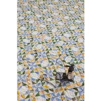 SMALL PIECIES, SPECTACULAR QUILTS