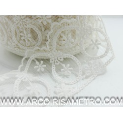 RENDA BORDADA - MAL-ME-QUERES - BRANCO SUJO