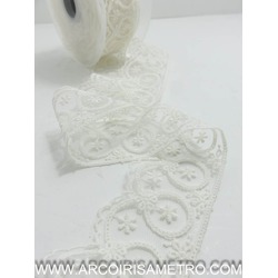 EMBROIDERED LACE EDGING - DAISIES WHITE