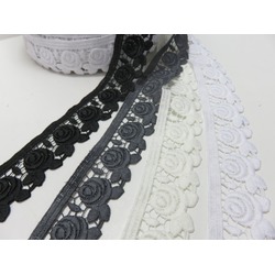 GUIPUR LACE WITH ROSES - GRAY