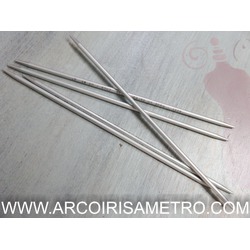 CONJUNTO DE 5 AGULHAS DE TRICO -  20CM da ADDI