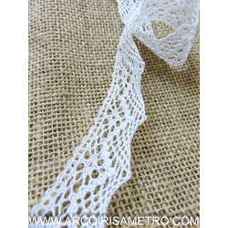 RENDA BICOS FINA - OLHOS 