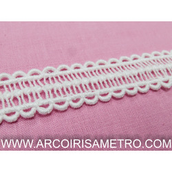 RENDA GUIPUR ENTREMEIO BRANCA