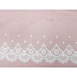 FLOWER LACE BORDER - VERY LIGHT PINK