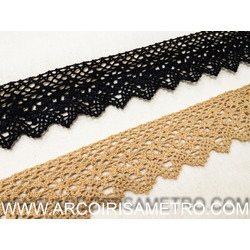 COTTON LACE WITH POINTY EDGES - BLACK