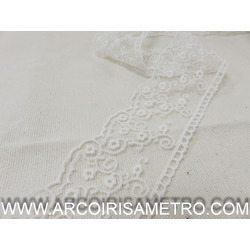 RENDA DE TULE BORDADA - BRANCO
