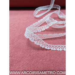 RENDA FINA - BRANCA