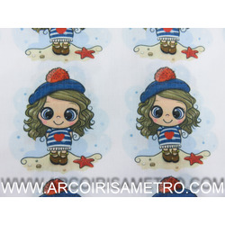 TECIDO MENINA COM GORRO