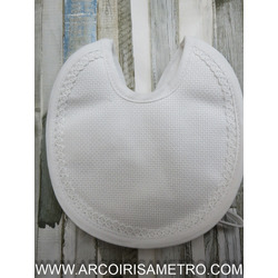 SMALL BIB WITH LACE EDGING 