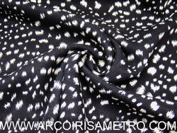 VISCOSE - Preto e Branco