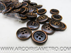 Wooden button / 4 holes - 28mm