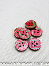 Plaid wooden buttons - 15mm