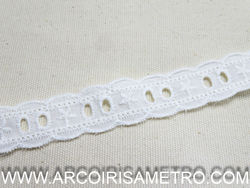 Lace edging - white