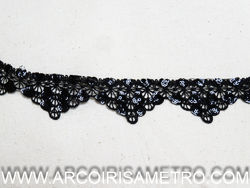 Renda guipur com lantejoulas - bicos