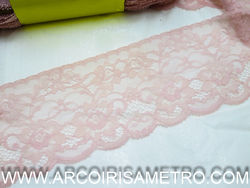 Renda de tule com florinhas - Rosa