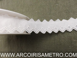 Embroidered Lace - 20mm