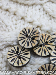 Coconut button with print