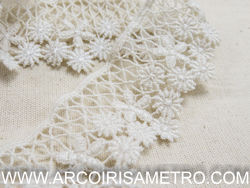 Renda Guipur cru