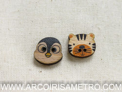 Botão de madeira - tigre e pinguim