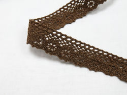 Lace with flowers - brown